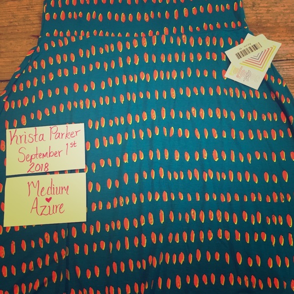 Azure Skirt Lularoe - Picture 1 of 3